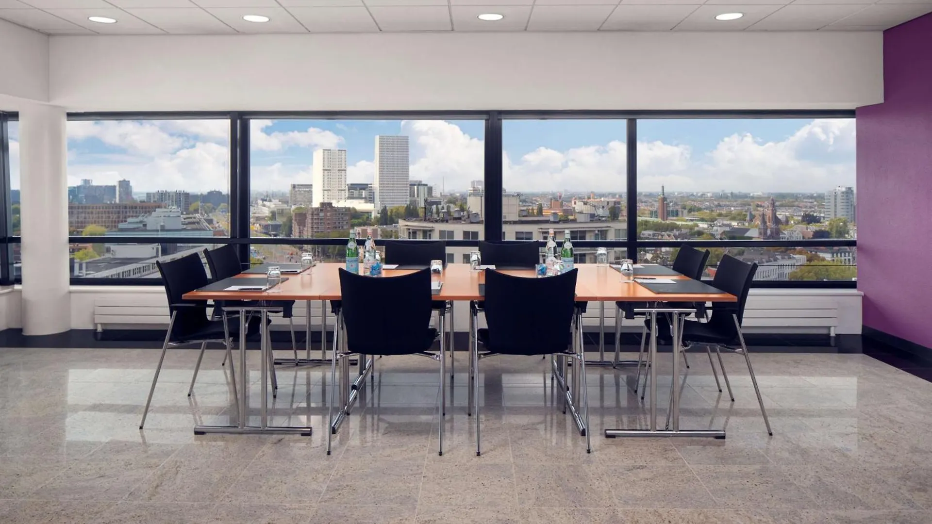 Hotel Doubletree By Hilton Rotterdam Centre